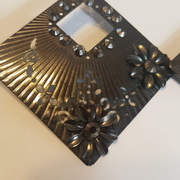 Diamond silver drop earrings - Picture 7 of 8